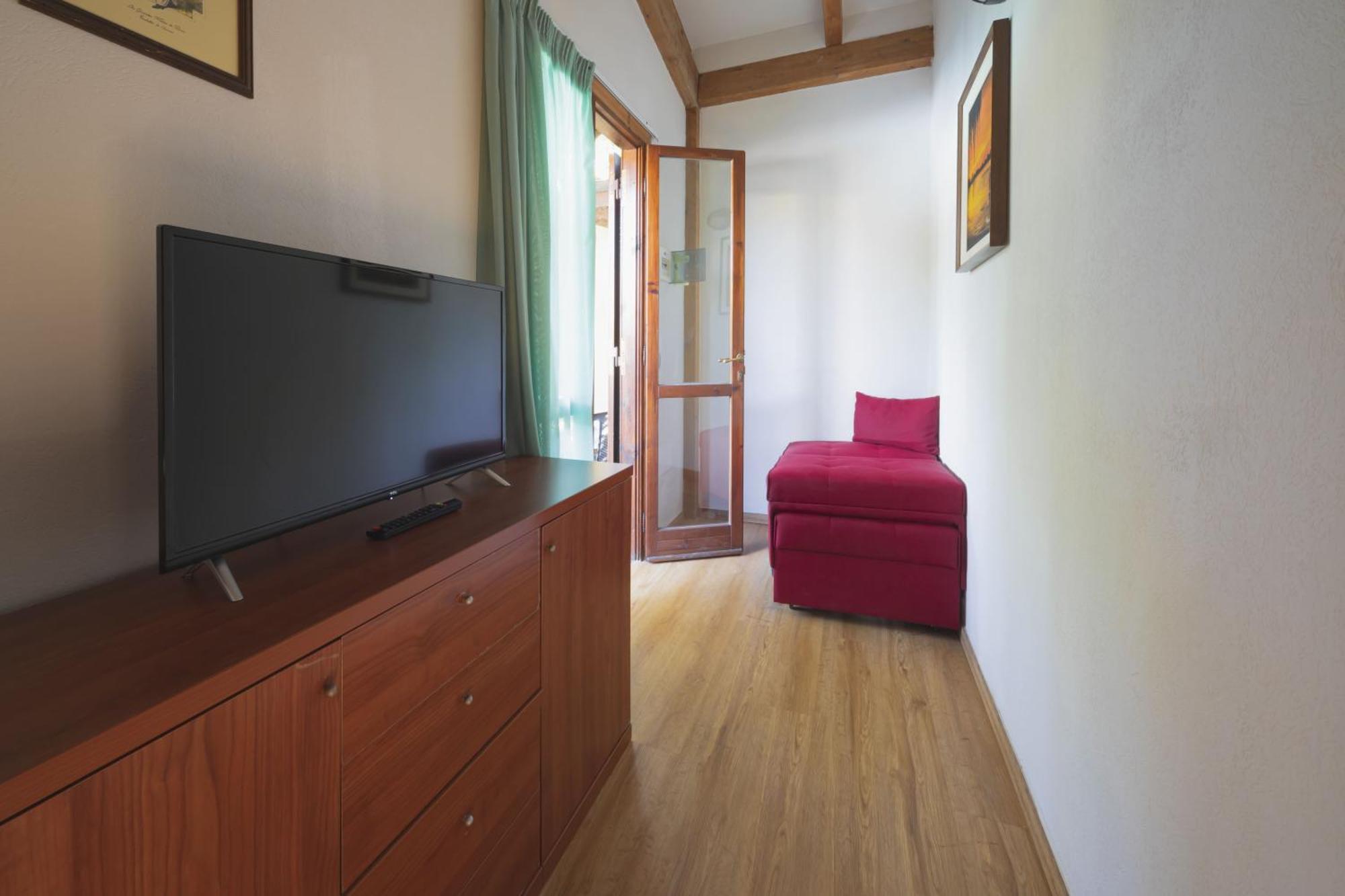 Heliopolis Camping & Village Пинето Екстериор снимка